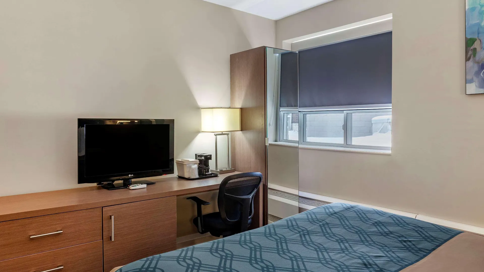 ** Hotel Econo Lodge Inn & Suites Downtown Toronto Canada