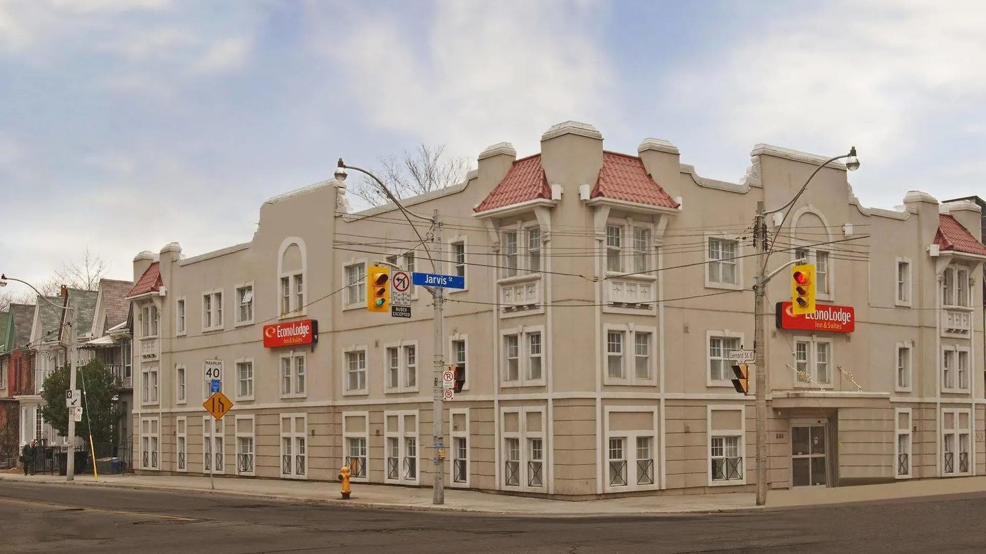 Econo Lodge Inn & Suites Downtown Toronto